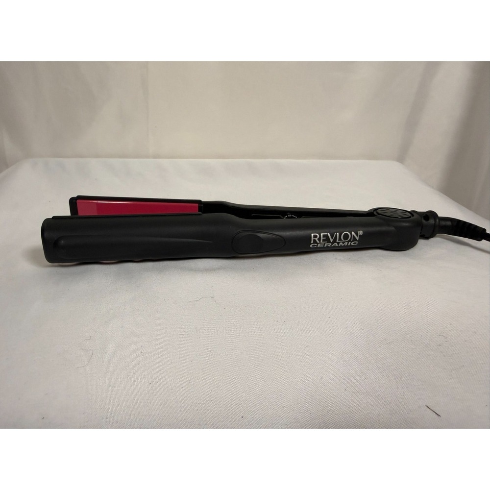 Revlon Ceramic 1" Flat Iron RVST2029A Hair Straightener Black w/Pink